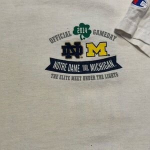 Notre Dame vs Michigan 2014   Champion  shirt  size M